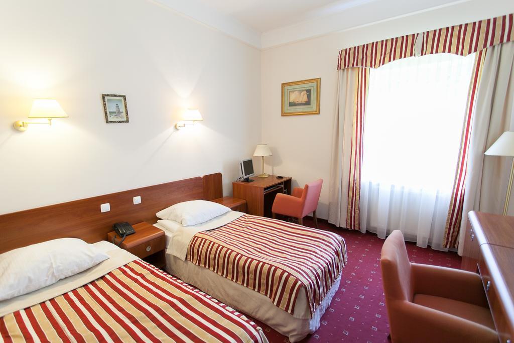 Hotel Twins II Warszawa Rom bilde